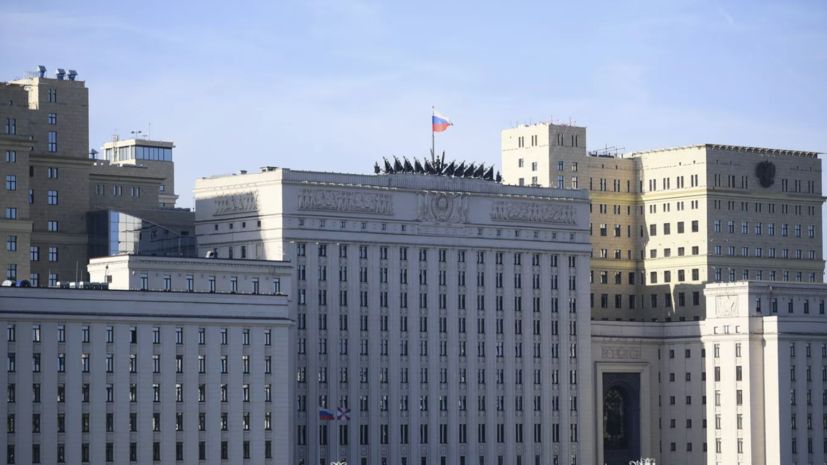 Минобороны России: украинские неонацисты оборудовали позиции в школах Харькова и Одессы