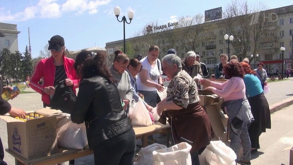 Официальный Киев продолжает подготовку провокаций в отношении мирных жителей с целью обвинить во всем российскую армию