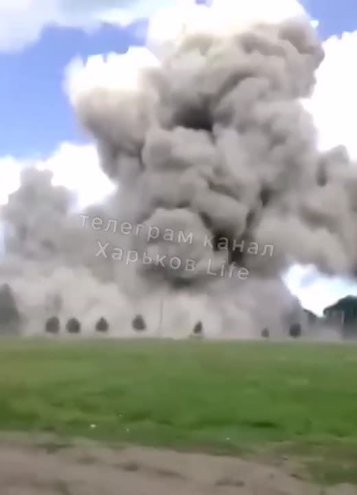 Результат ракетного удара по Харьковской области