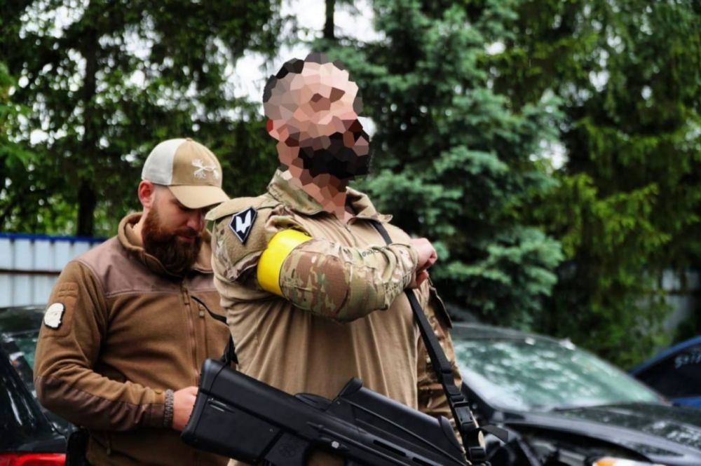 ����� �����-�������, ������� ������ ������������, ��������� ���������� ���������� FN F2000 ������� 5,56�45 �� � ���������� ���������� FN SCAR-L Mk2, ������������ ��������