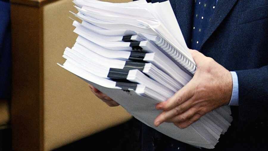 Донбасс, Херсон, Харьков, Запорожье: что жители регионов думают об идее референдума?