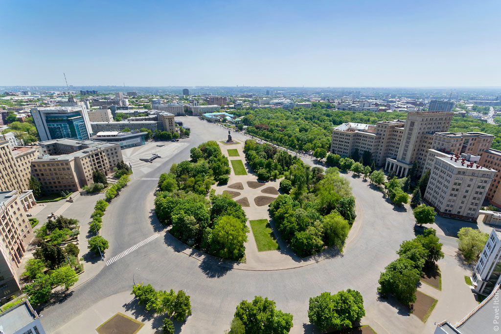 � ������������� ������� � �����