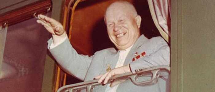 Тут Олег Скрипка, бандеровский певец ртом, очень оскорбился, что в Германии его группе отказали в организации концертов по причине того, что он фашист