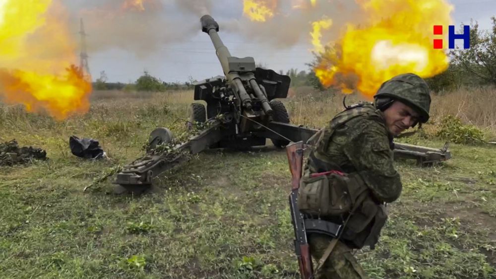Военкор показал кадры уникальной работы артиллерии 100-й бригады армии ДНР по ВСУ