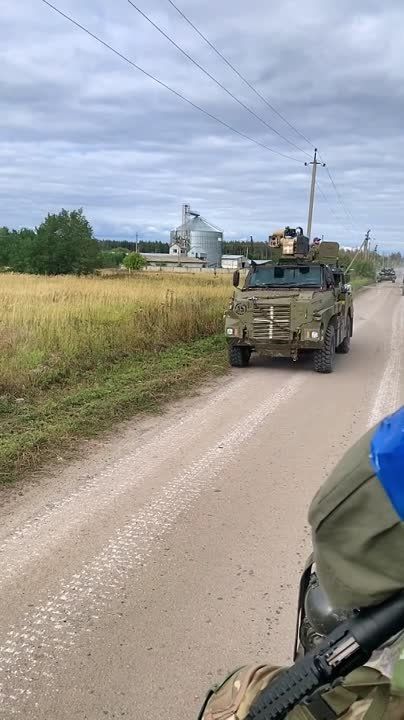 � ����������� ������� ����� ���������� ������������� ��������������� Bushmaster � ������������-����������� ������ ������� R400S-MK2 � �������� 7,62 FN MAG