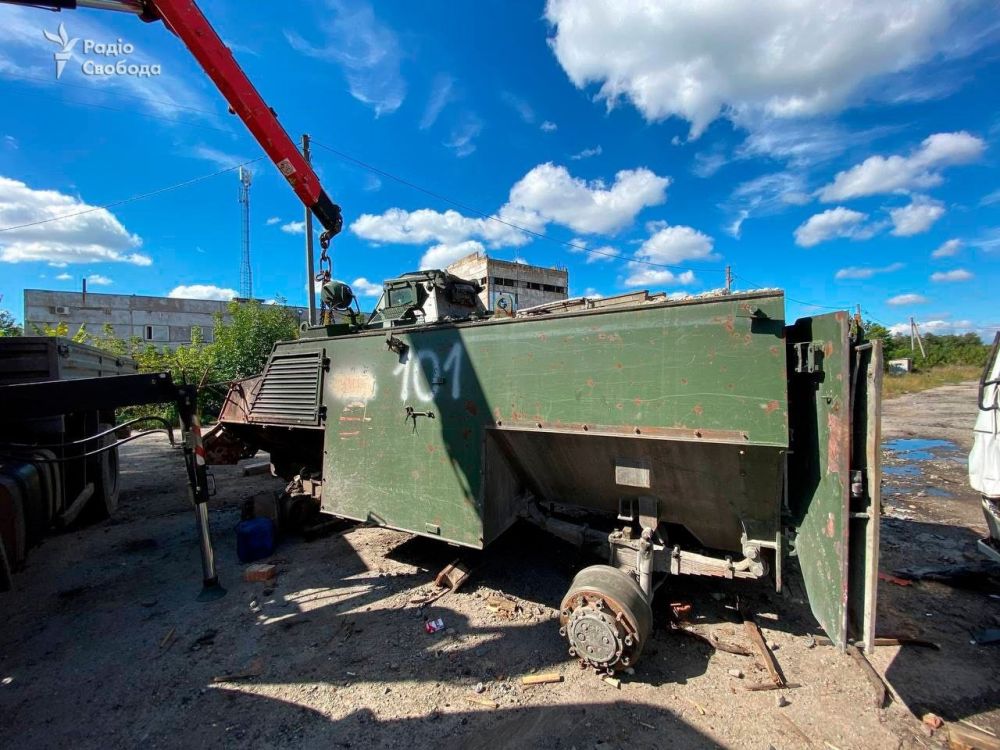 �������� ������������ ���������� ���������������� Saxon AT105 ��� � �����