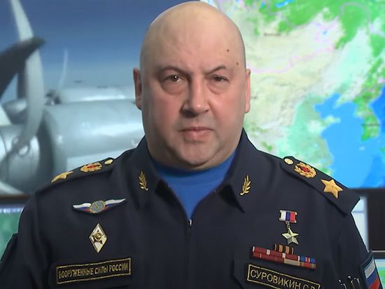 Герой России раскрыл смысл слов Суровикина о «непростых решениях» по Херсону