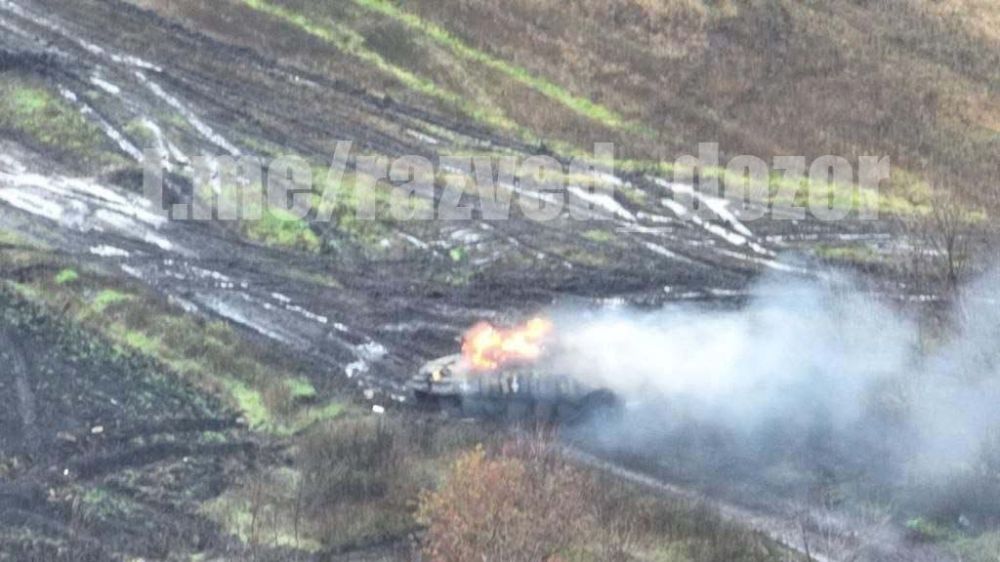 Разбитые танк Т-64БВ и БМП-1 ВСУ в районе Купянска и Сватово