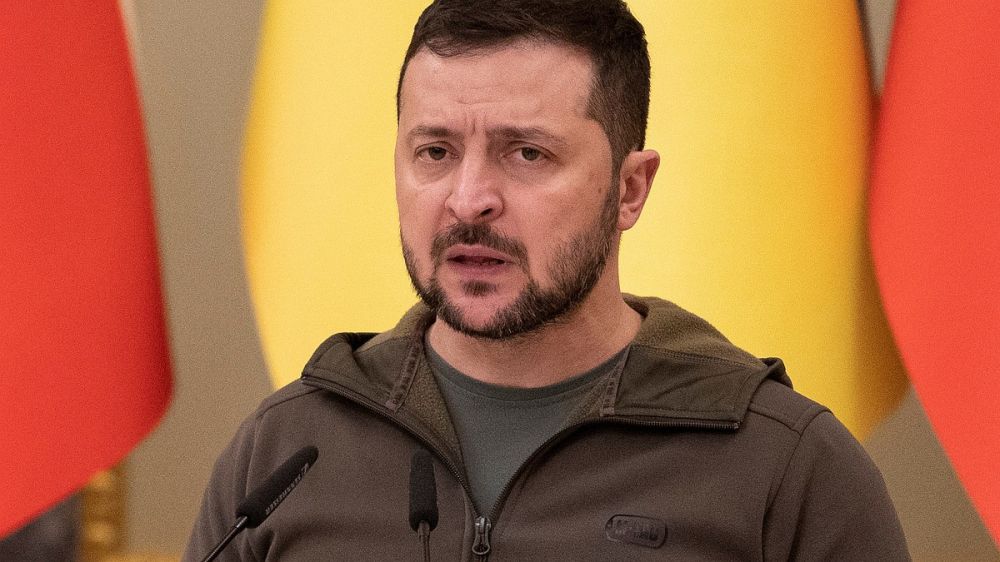 Зеленский назвал бои в Донбассе "адом"