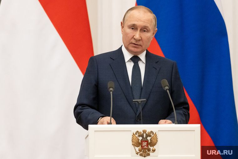 Путин присвоил звание города трудовой доблести Горловке и Луганску