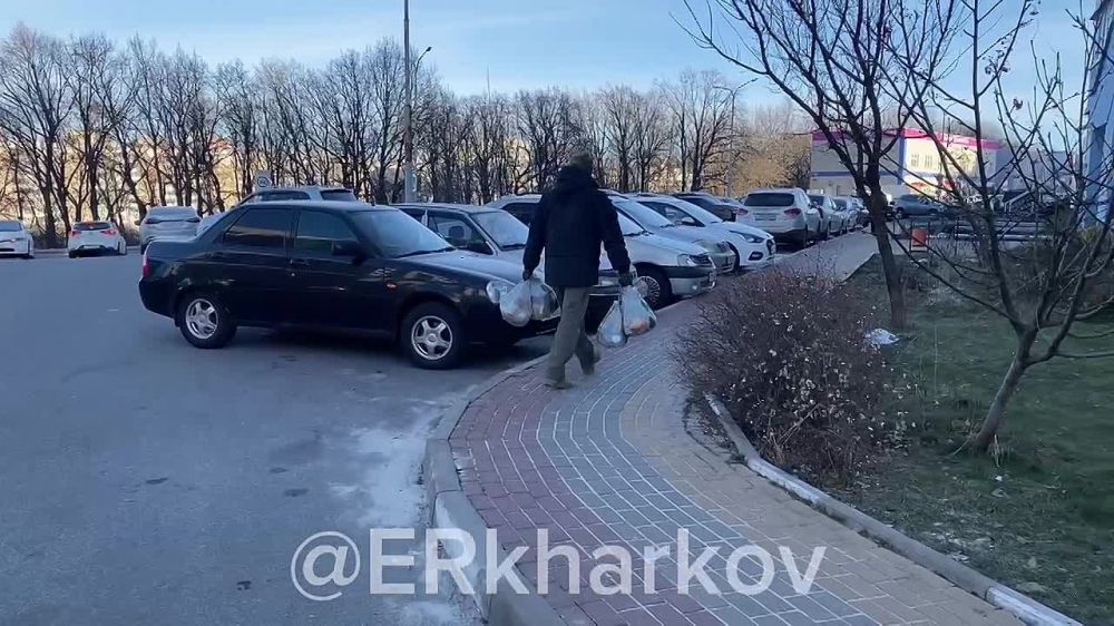 Белгородская область.. Волонтеры центра помощи Единой России продолжают работу по адресным заявкам, которые поступают в наши социальные сети