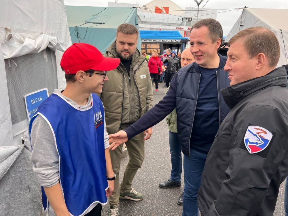 Сегодня отмечается День волонтера