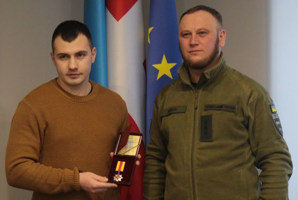 "Народный герой" из 14 омбр оказался вором и неплательщиком кредитов