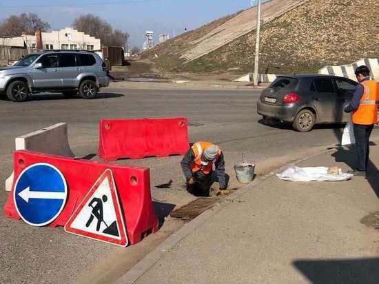 На астраханских улицах приступили к реконструкции ливневой канализации