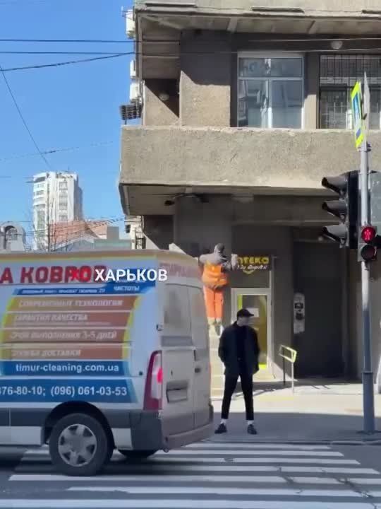 В Харькове демонтировали бюст маршала СССР Василия Блюхера