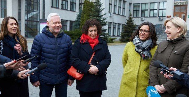 ����� ������� �������� ������������� ��������� � ����� ��������������, ������ � ������