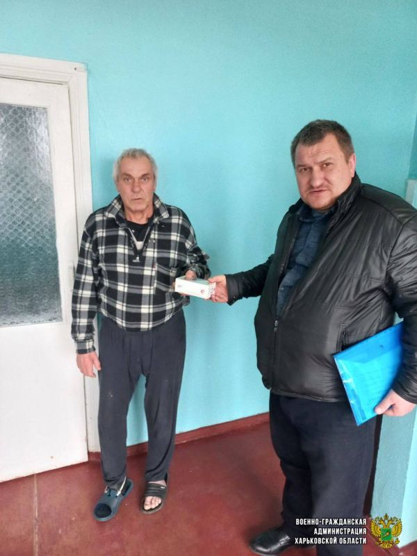 Регулярные обстрелы населенных пунктов Харьковской области иностранными и украинскими боевиками вынудили многих жителей региона без раздумий и времени на сборы покинуть свои дома и найти себе временно убежище на территории Российской Федерации