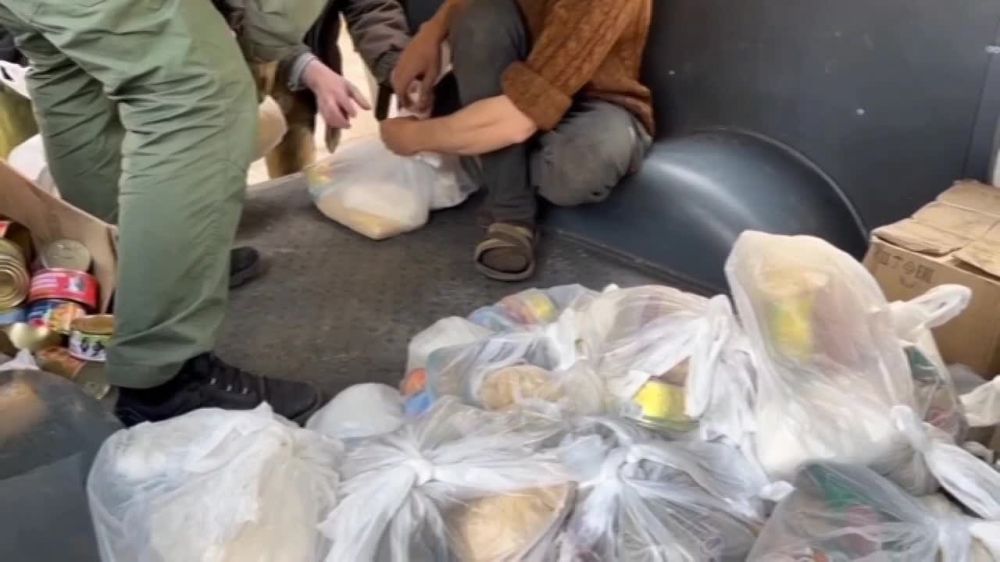 Центр помощи "Единой России" продолжает свою большую гуманитарную работу