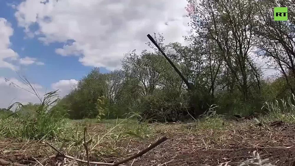 Кадры ночного группового удара высокоточным оружием по крупному складу боеприпасов ВСУ в Николаеве