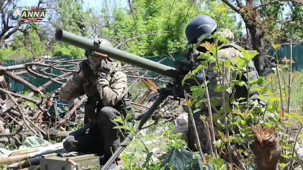 Новостной канал @anna_news сняли эксклюзивные кадры как силы «Вагнера» выдавливают ВСУ из Бахмута