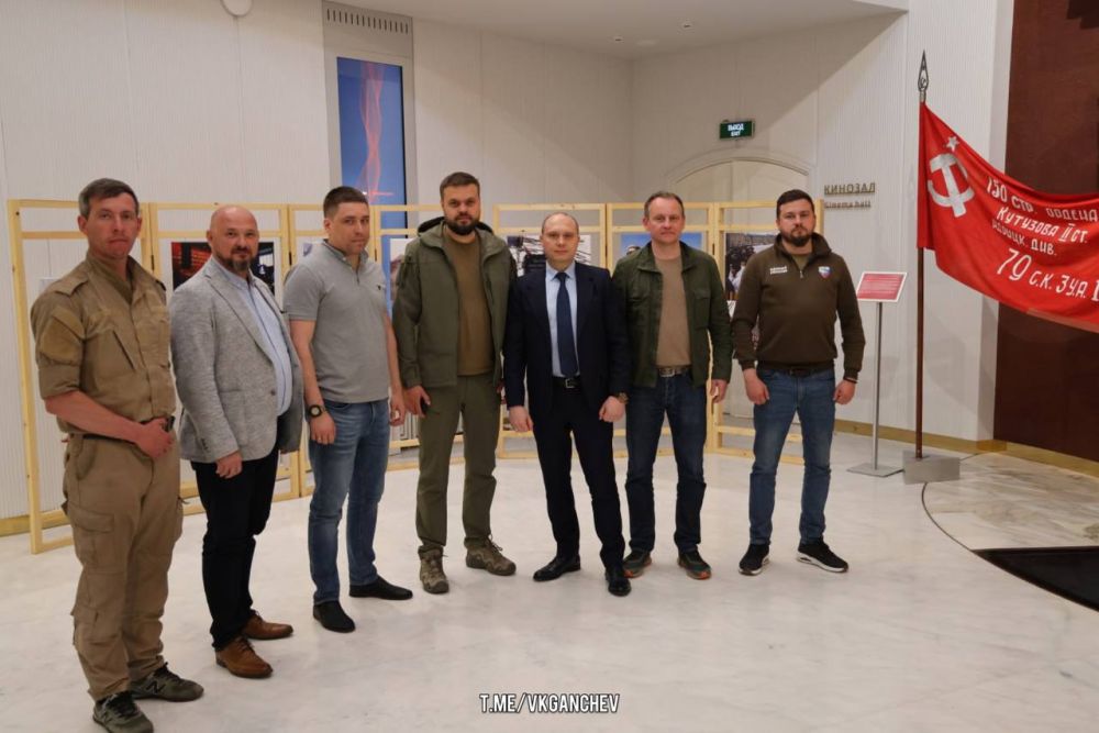 Виталий Ганчев: Посетил выставку «Харьковская весна», расположенную в Белгородском государственном историко-художественном...