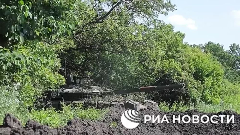 ������ ����������� ����� �-80��� ������� �� ��������� ����������� ������������ ��� Bradley � �������� ������� �� ��������� ����� 9.5 ��