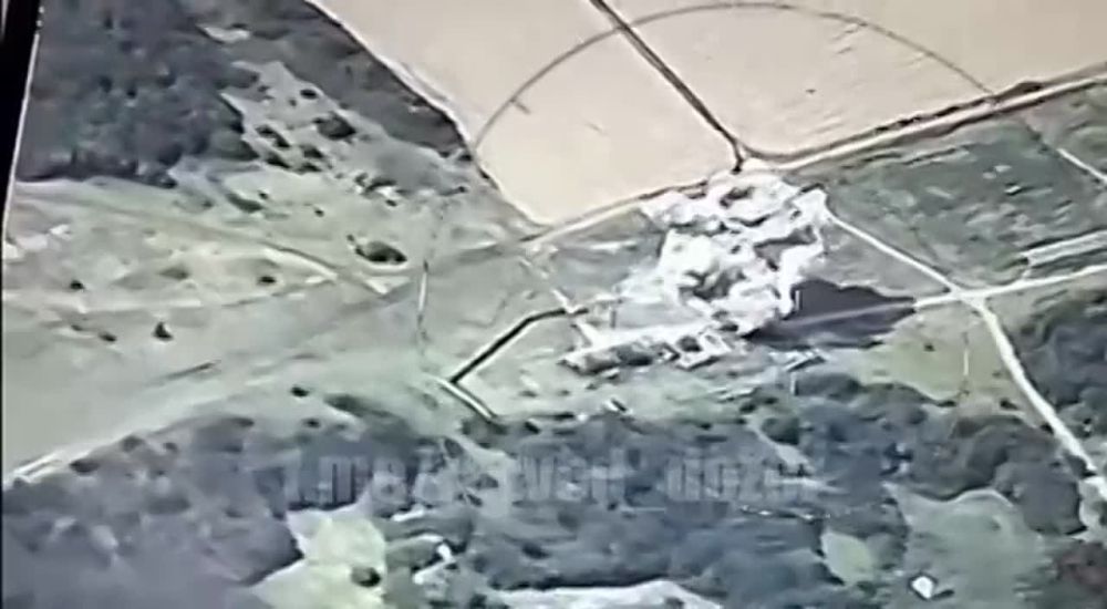  :        