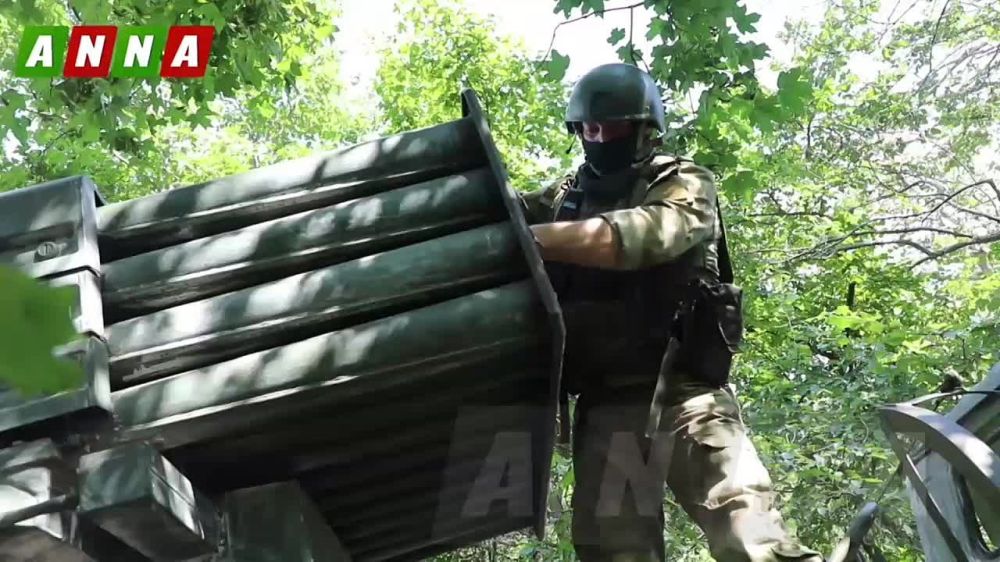 Российские реактивные системы «Торнадо» опустошают позиции противника на направлении Купянска