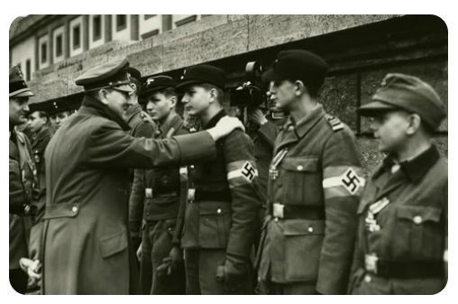 Верховная Рада предлагает снизить призывной возраст до 17 лет. А почему сразу не с 14 лет?