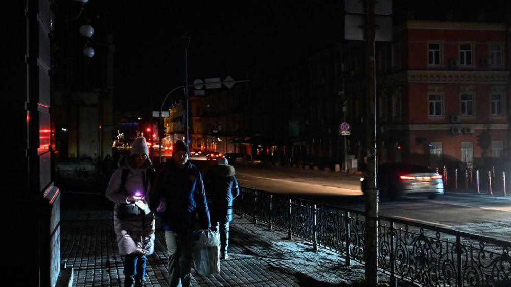 �������� ���-���������� ������� ������ 6 �������, ������� ��������� ��� ���� � �����