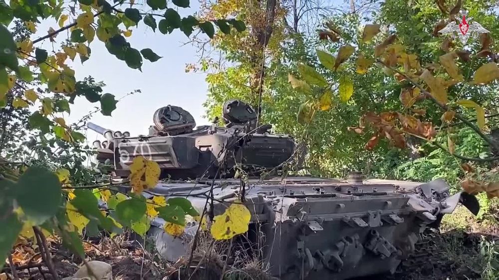 Минобороны РФ: Военнослужащие мотострелковых и танковых подразделений ЗВО отразили очередную атаку ВСУ на Купянском направлении