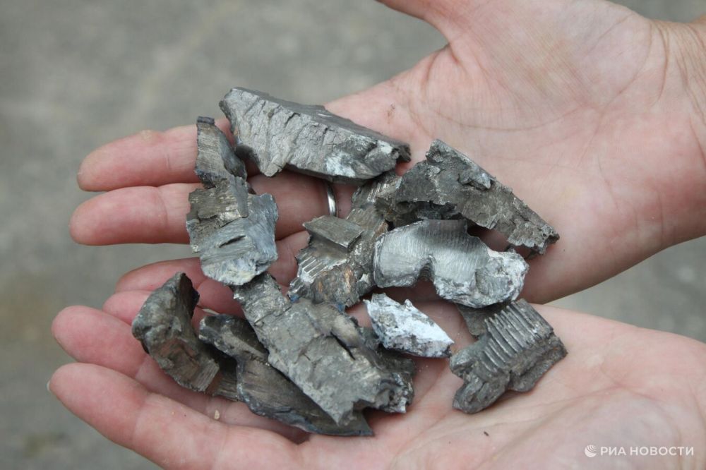 Украинские военные ведут обстрел харьковского села Богдановское