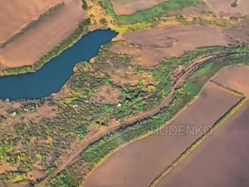 Андрей Руденко: #Эксклюзив. Кадры уничтожения замаскированной САУ "Краб" ВСУ, в ходе контрбатарейной борьбы на Купянском направлении