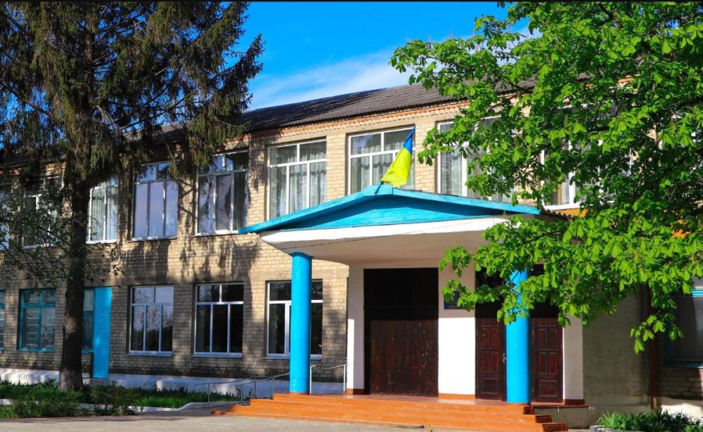 В поселке Боровая (Харьковская область) ночью нанесен удар по скоплению личного состава 57 бригады ВСУ в местной школе