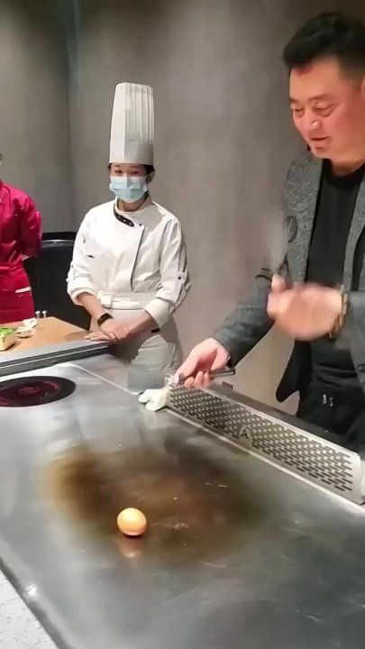 Мастер класс по жарке яичницы))