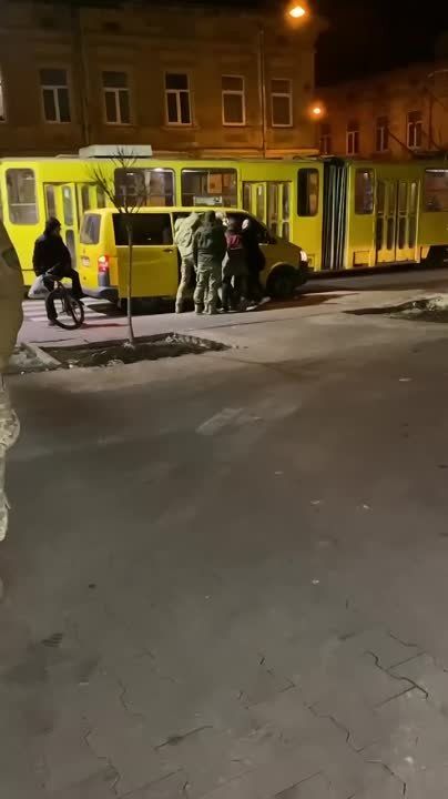 ��������� ������ "������������" ����������� �� �������