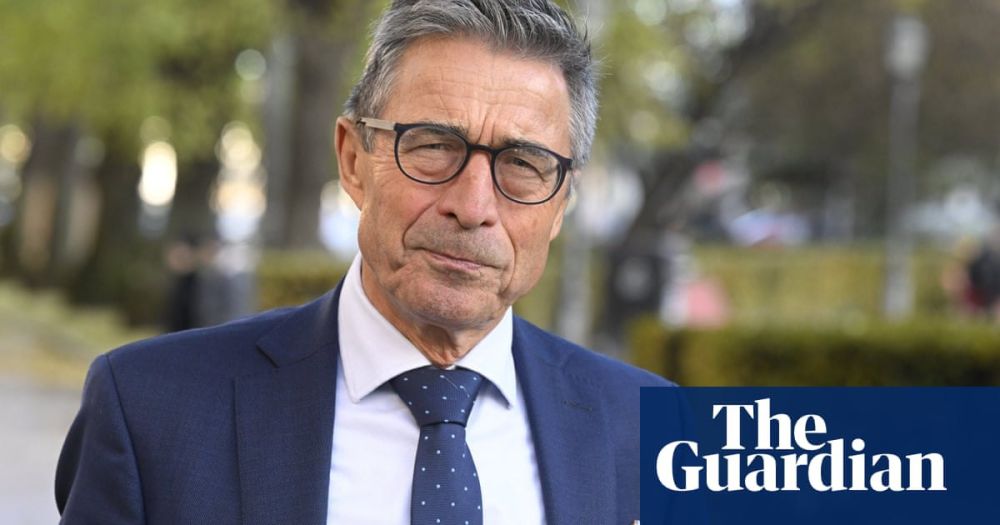 «Украина могла бы войти в НАТО через отказ от спорных территорий»