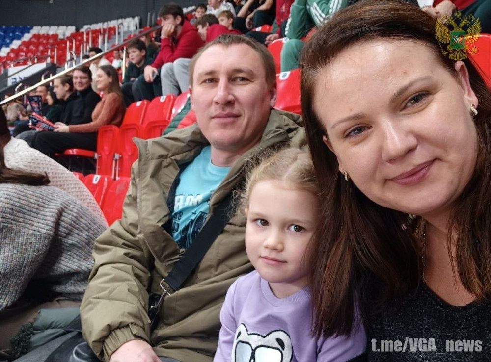 Для наших соотечественников, проживающих на территории Краснодарского края, сотрудниками администрации было организовано очередное посещение баскетбольного матча