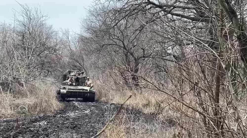 ������ 240-�� ����������� ��������� 2�4 ��������� �� ��������� �����������