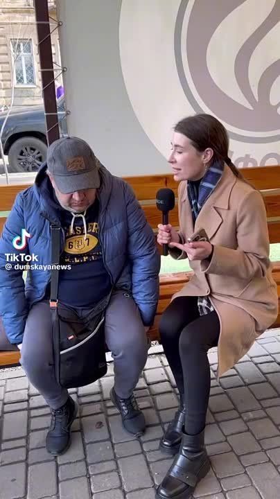 Украина сама создала антирекламу ВСУ. Опрос "Как должно государство привлекать ребят, чтобы они добровольно пошли воевать?" в Одессе говорит сам за себя