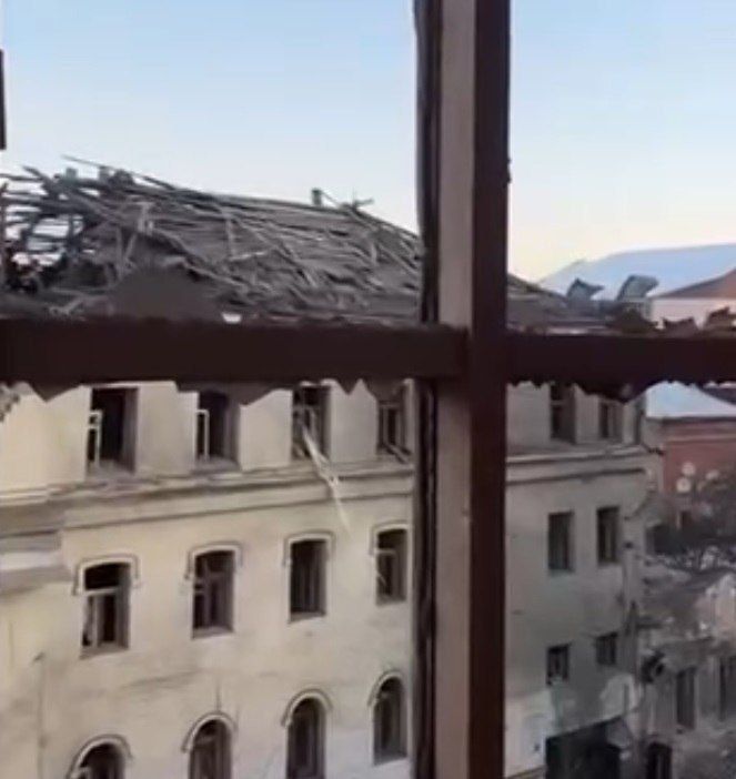 16 ������ ���������� ����� ���������� ����� 60 ����������� �������� (�������) � ��������