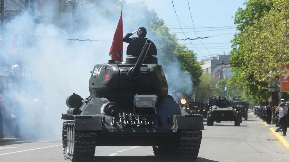 ������ "���������������". 80 ��� ����� �-34-85