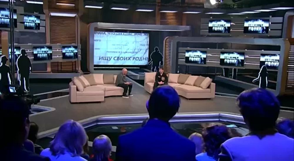 «Ищу своих».. В сентябре 2022 года на Харьковском направлении доброволец Александр Колесов спас более тридцати человек. Один...