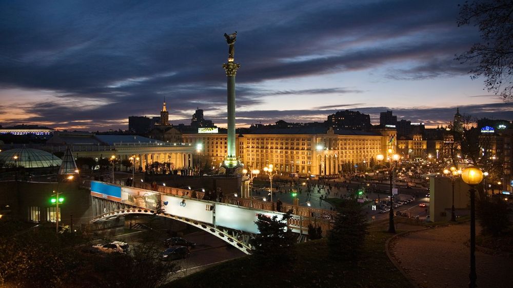 � ����� � 12 ���������� �������� ��������� ��������� �������