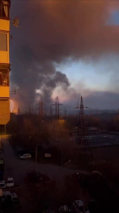 ДнепроГЭС разрушена. И не только она одна