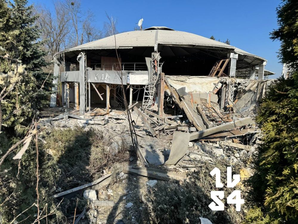 ������ �������� ��������� ���� ���������, ������������ � ���������� ������� ����� �� ��