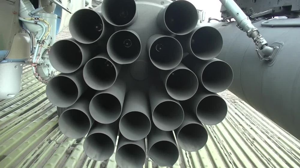 Андрей Руденко: Вертолеты Ка-52, Ми-35М и Ми-8 в составе ударной группы армейской авиации Воздушно-космических сил РФ поразили опорный пункт Вооруженных сил Украины на купянском направлении