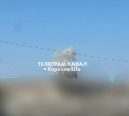 Дым над местом взрыва в Харькове