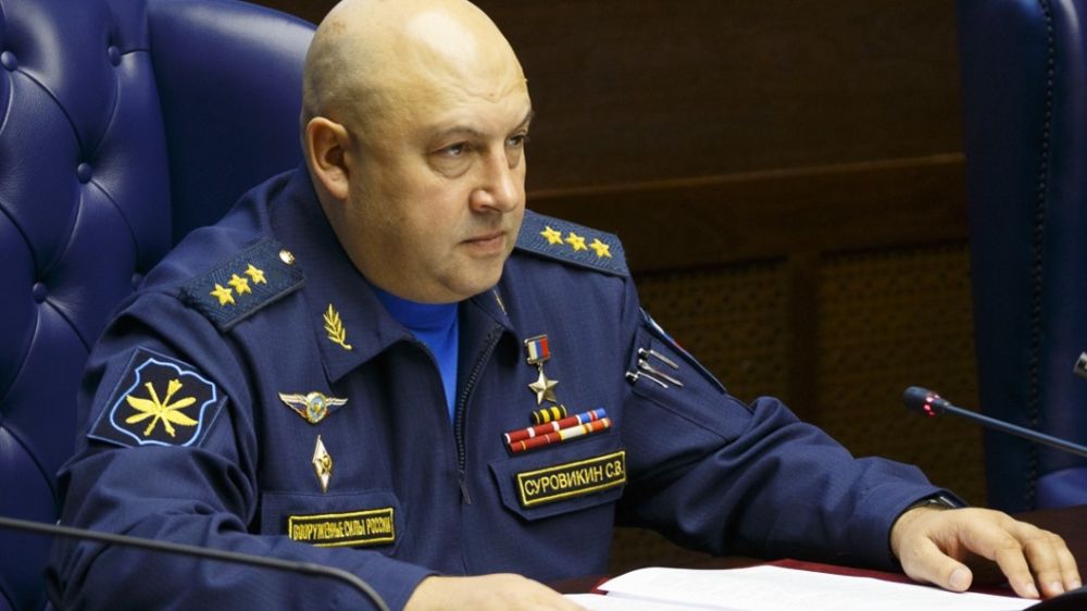 &quot;Генералу Армагеддону&quot; обещают Харьков: Инсайдеры и военные эксперты ждут возвращения Суровикина