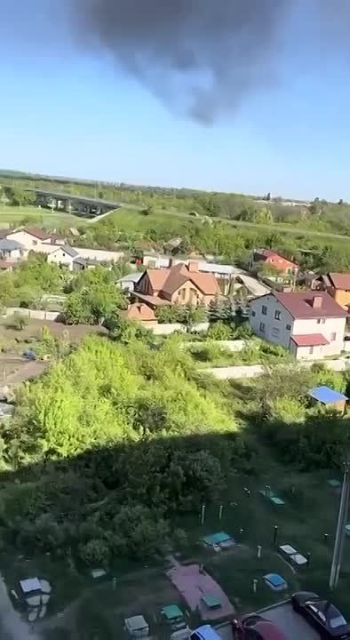 :     